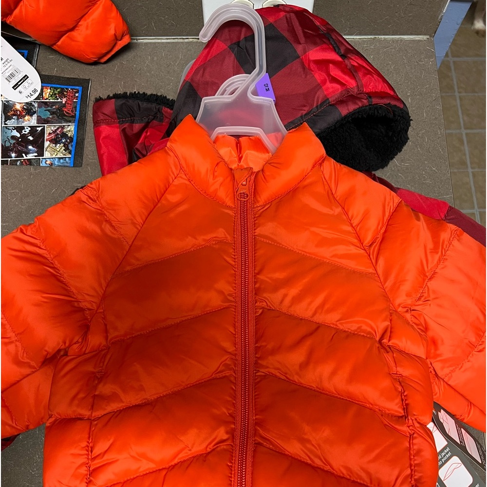 Jackets - Picture 3 of 4